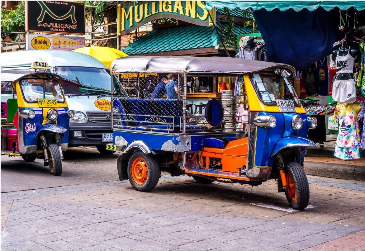 Thai Tuk Tuk - 12 Piece Puzzle