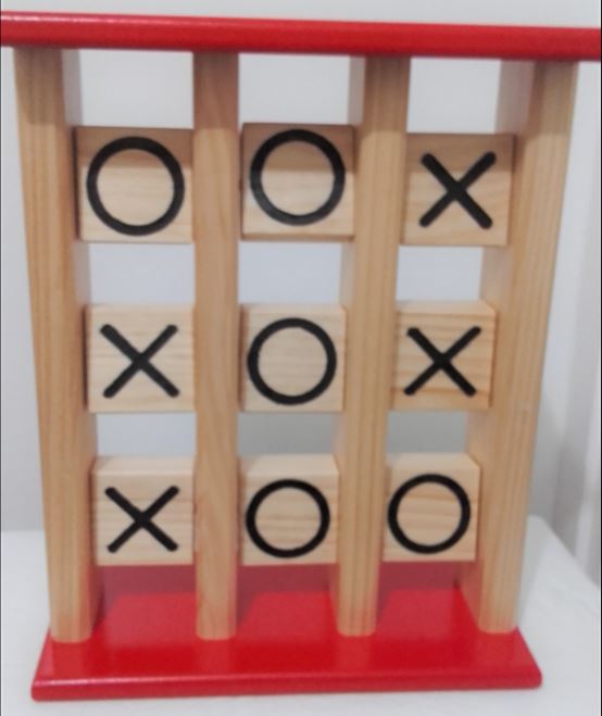 Noughts & Crosses Large Frame