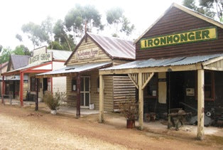 Historical Shops - 24 Piece Puzzle