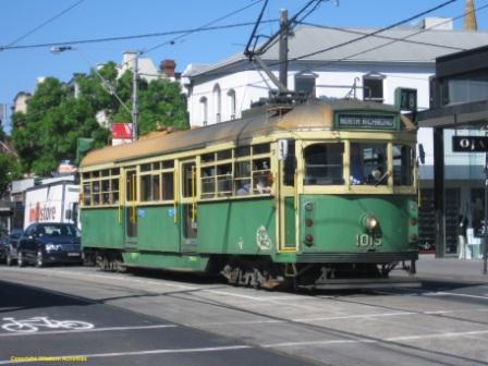 Green Tram - 48 Piece Puzzle